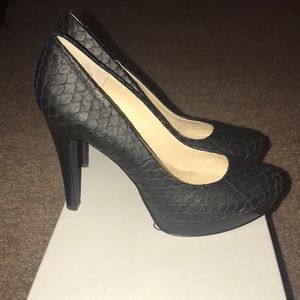 Calvin Klein Kendall fish skin black leather pump heels.